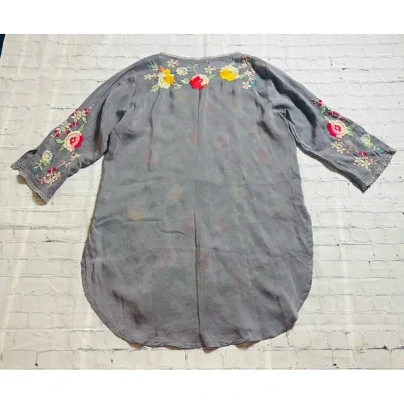 JOHNNY WAS Playa Tunic Women’s Large Gray Embroidered Top Rayon Blouse Boho - Picture 11 of 12